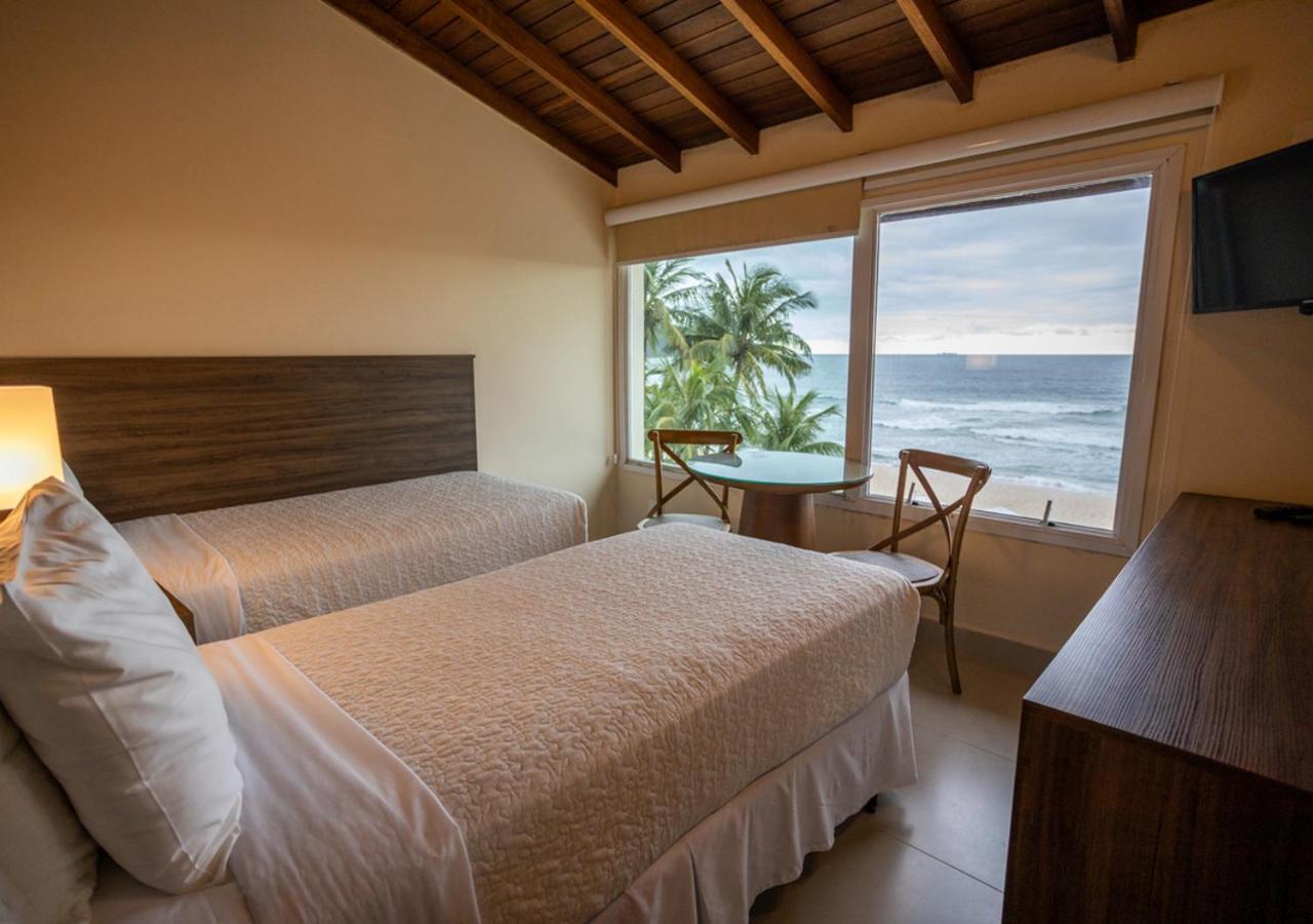 Amora Hotel Maresias Buitenkant foto