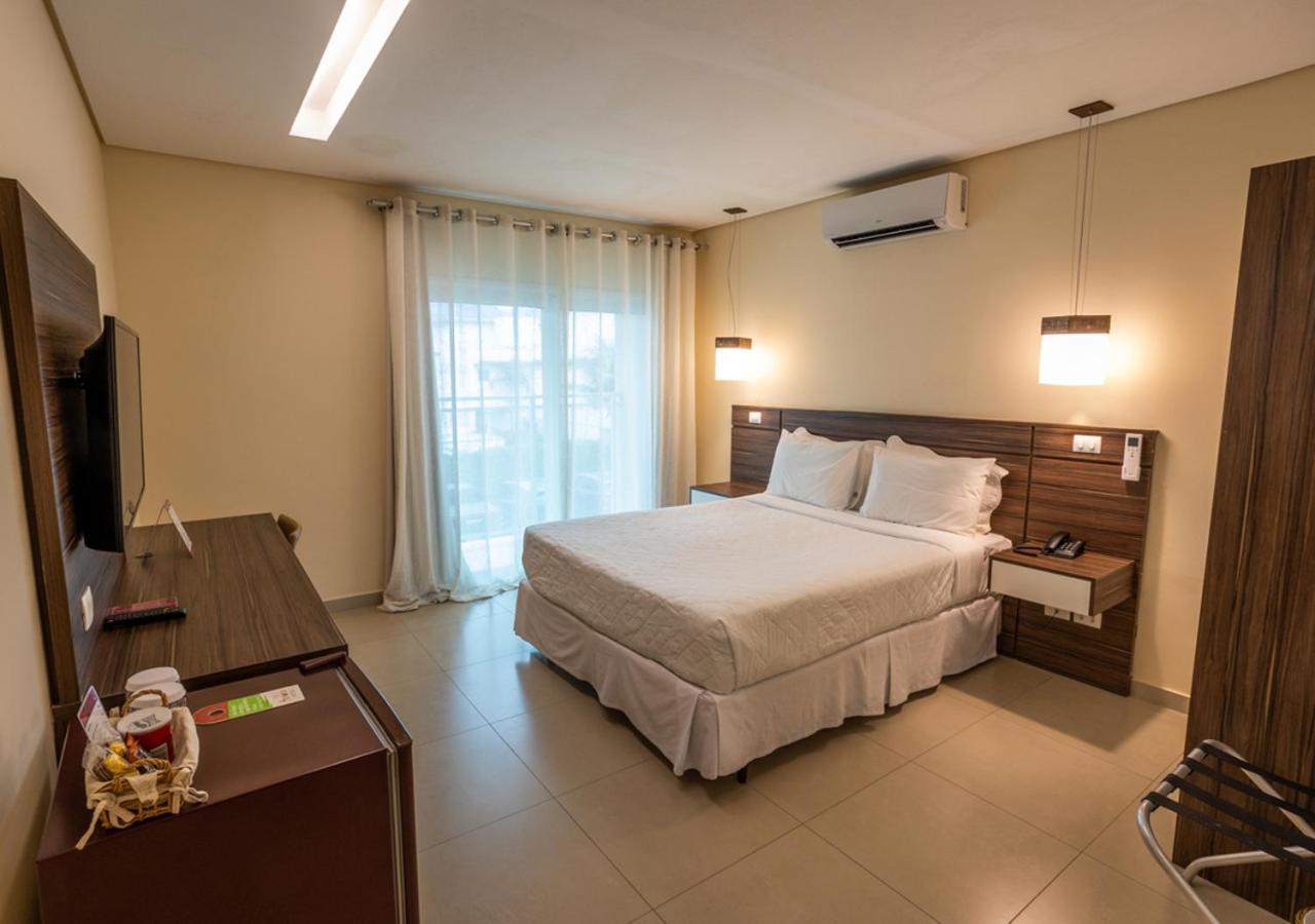 Amora Hotel Maresias Buitenkant foto