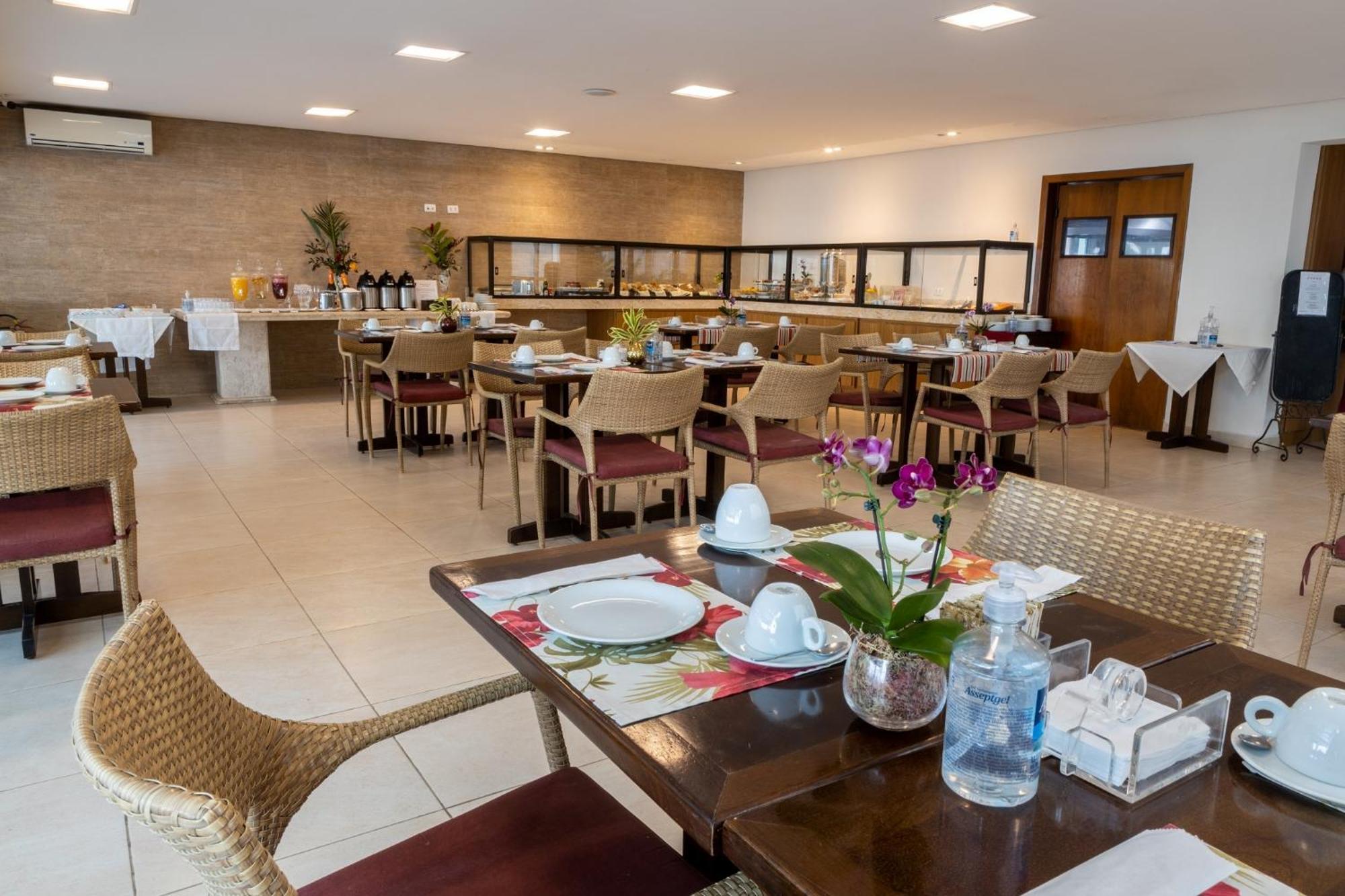 Amora Hotel Maresias Buitenkant foto